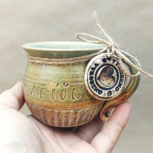 Ručně vyráběný keramický hrnek "Ticho lesa" - kamenina 180ml