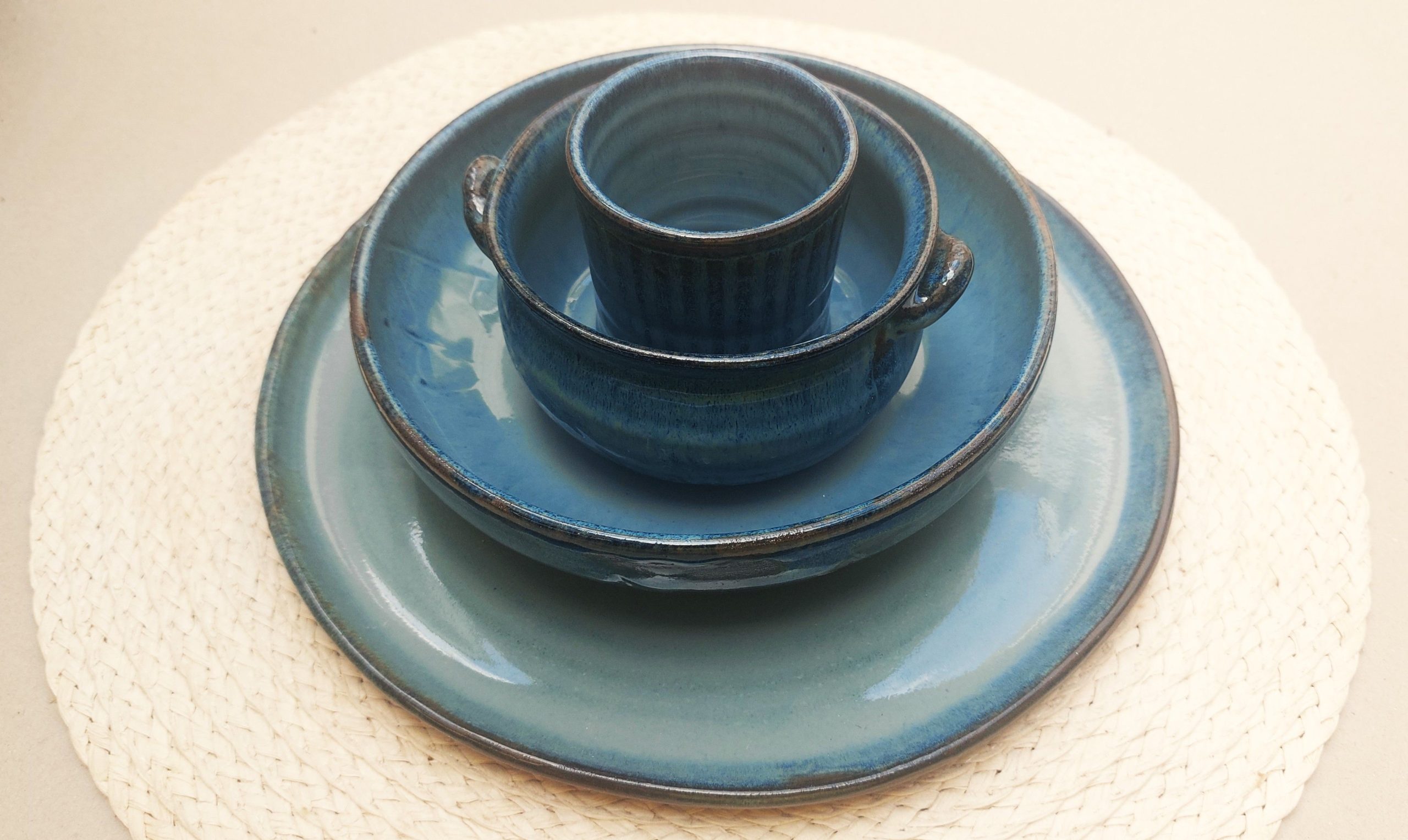 Jídelní set „Hluboké jezero“